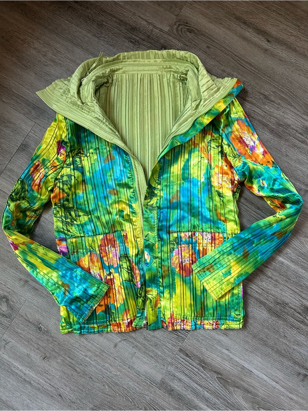 NWT Artsy Avant Garde Boho Colorful UbU Pleated Reversible Packable Green Jacket